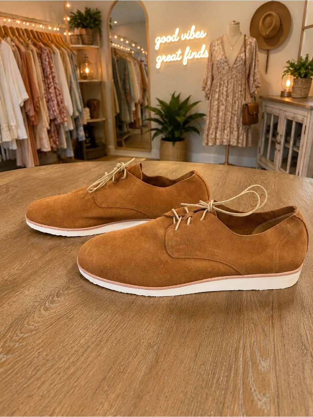 Nisolo Lightweight Flex Derby Tan Suede Shoes Men’s 10.5 NWT